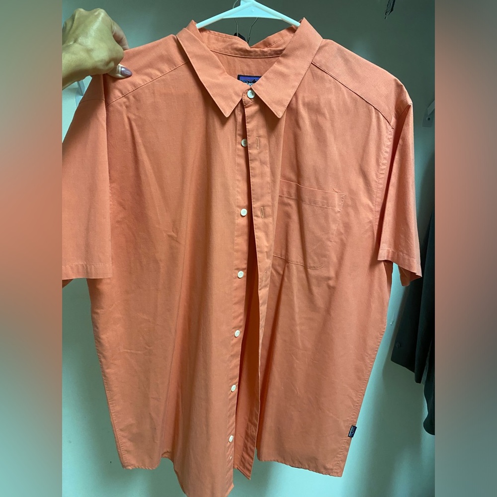 Men’s XL Orange Patagonia shirt